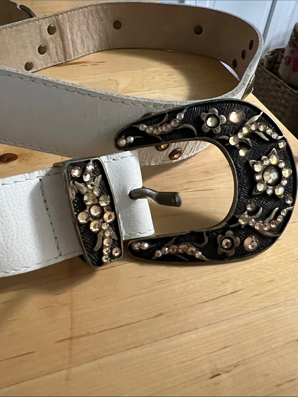 Cowboy White Leather Embellished Buckle Belt